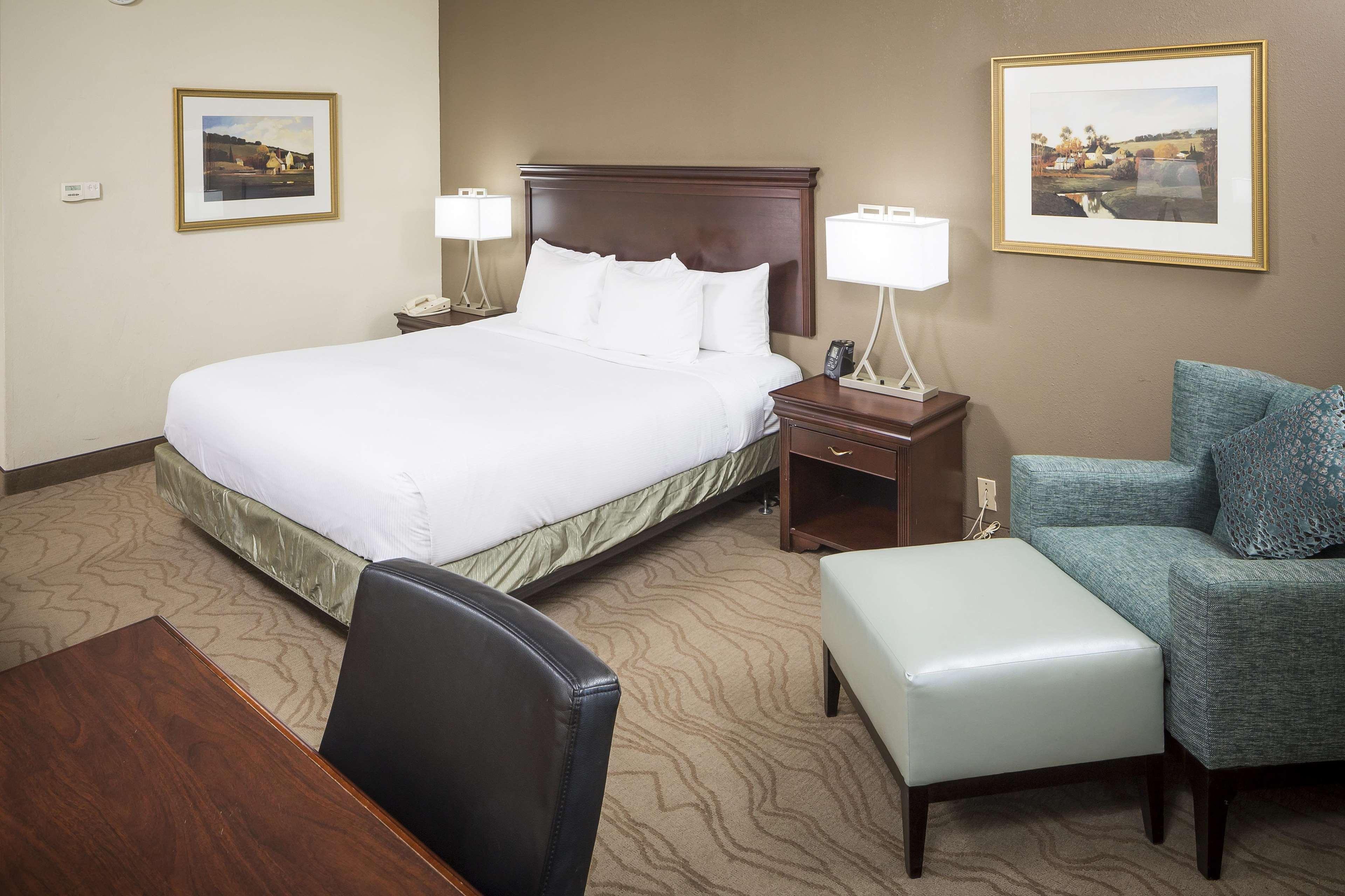 Doubletree By Hilton Boston-Milford Hotel Exterior foto