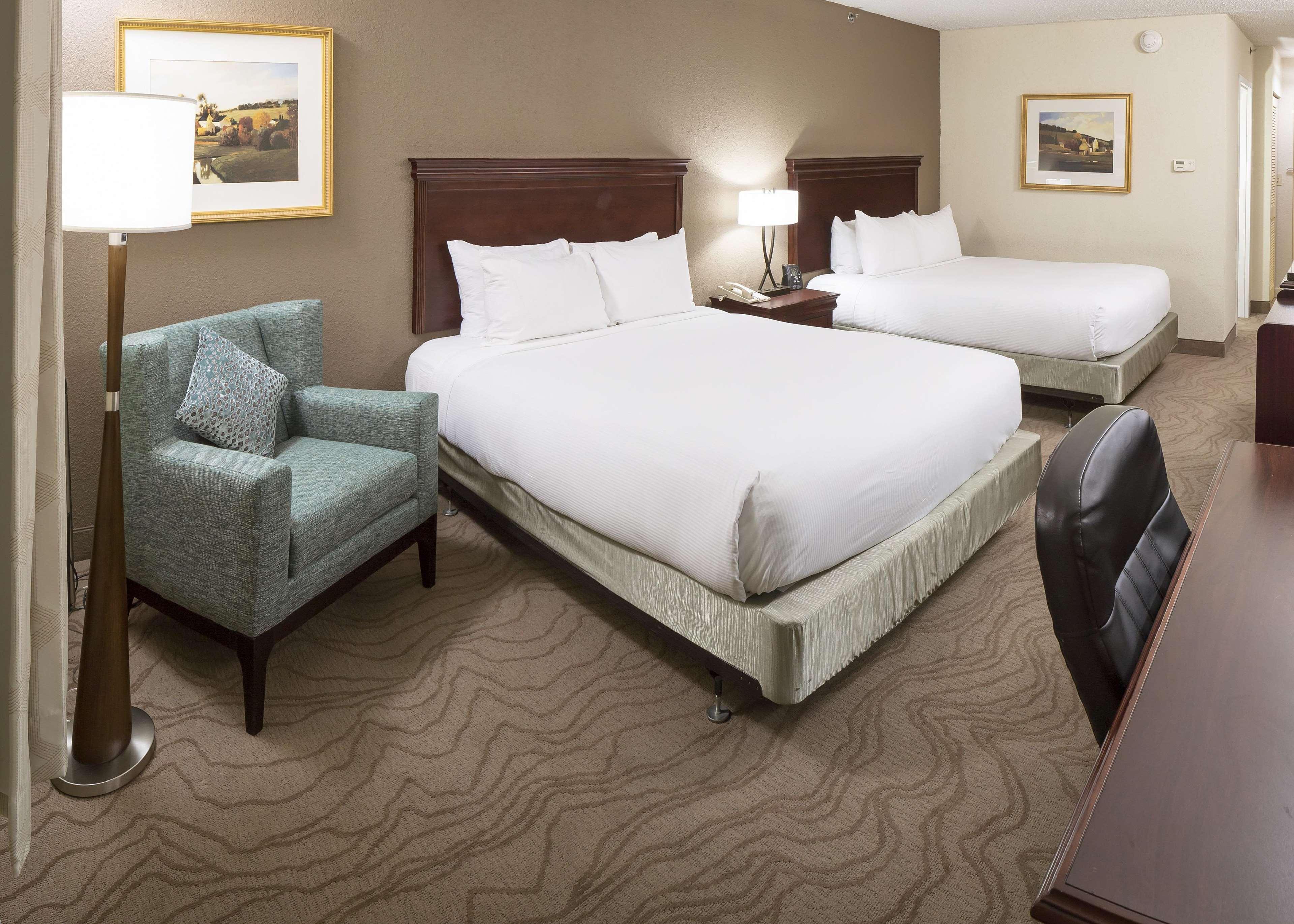 Doubletree By Hilton Boston-Milford Hotel Exterior foto
