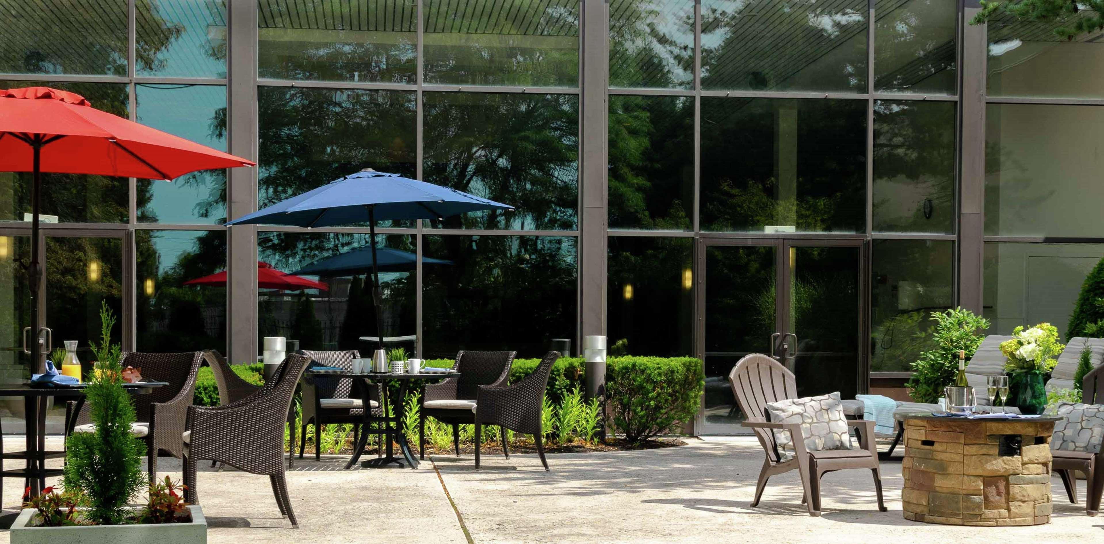 Doubletree By Hilton Boston-Milford Hotel Exterior foto