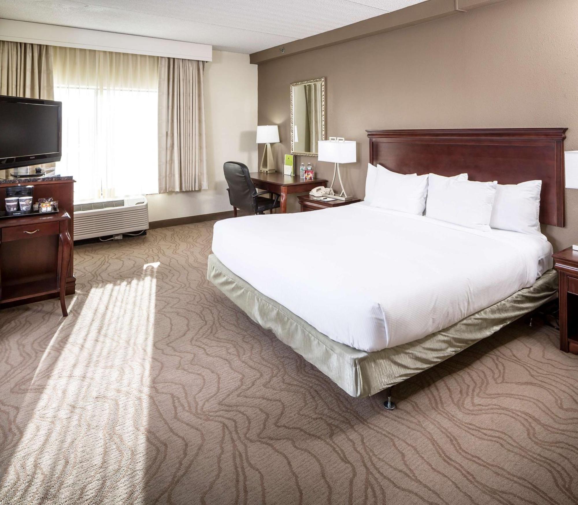 Doubletree By Hilton Boston-Milford Hotel Exterior foto