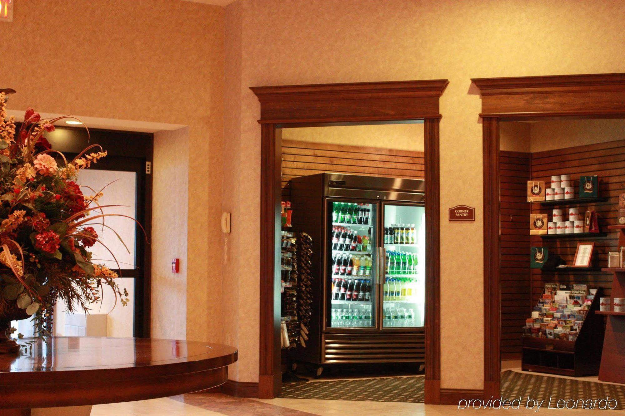 Doubletree By Hilton Boston-Milford Hotel Instalações foto